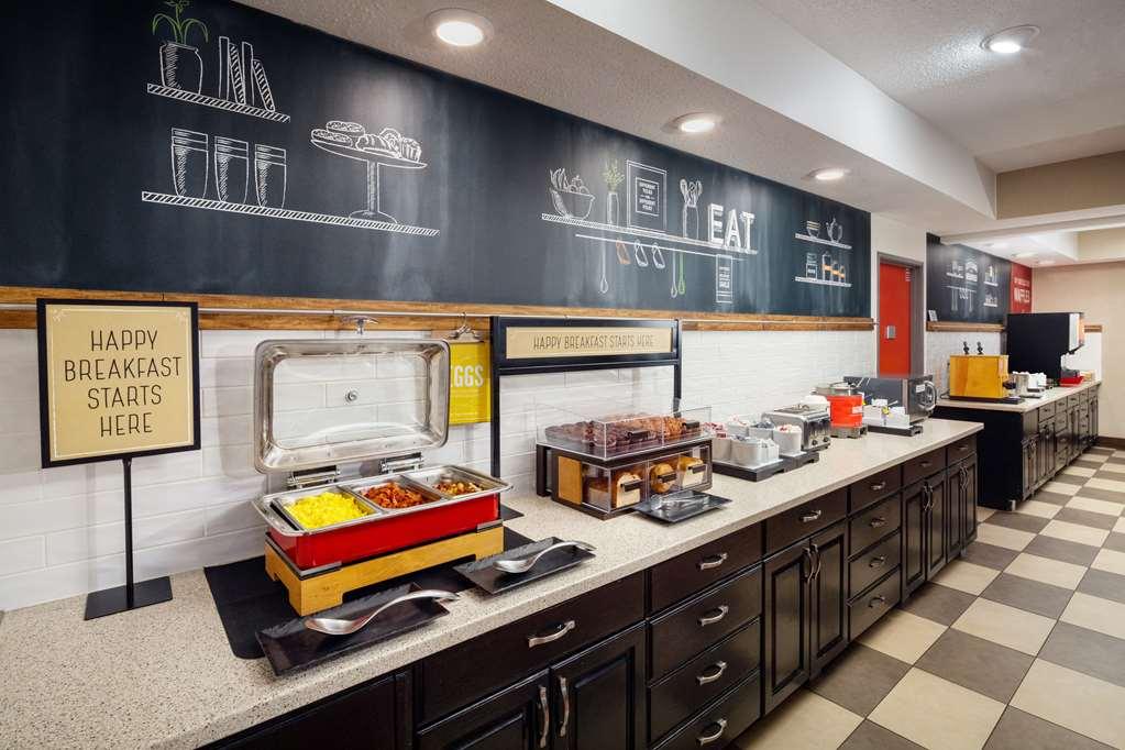 Hampton Inn Dayton Fairborn Wright Patterson Afb Restaurant photo