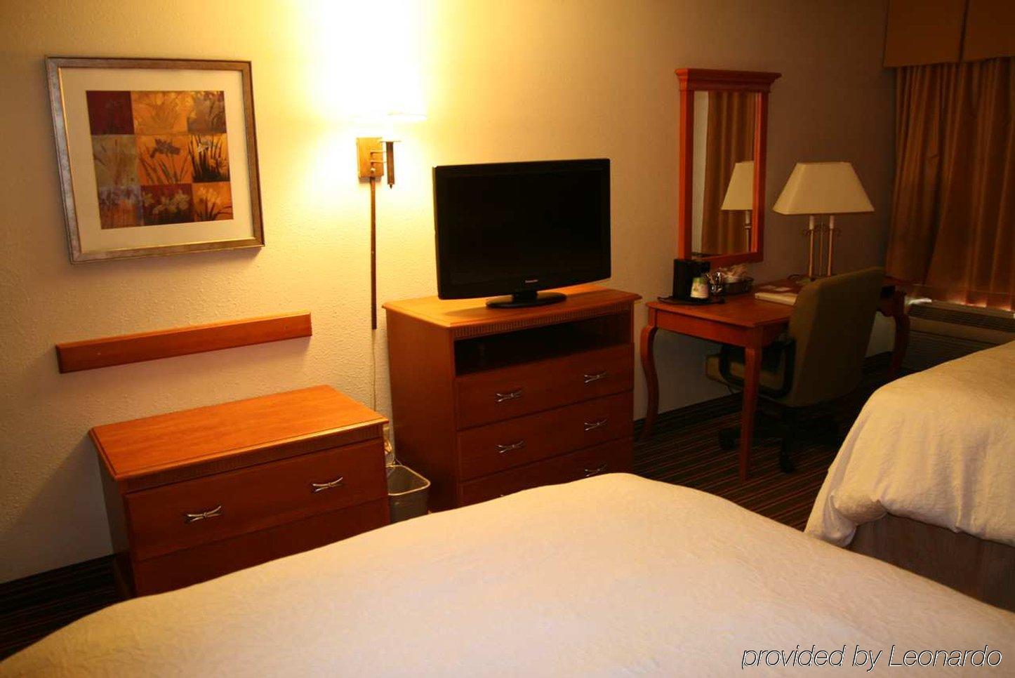 Hampton Inn Dayton Fairborn Wright Patterson Afb Room photo
