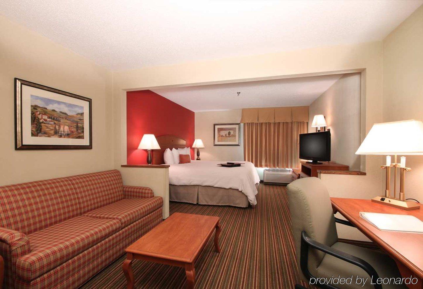 Hampton Inn Dayton Fairborn Wright Patterson Afb Exterior photo